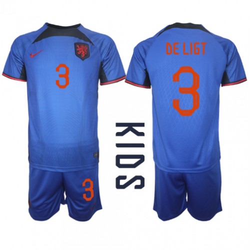 Nederländerna Matthijs de Ligt #3 kläder Barn VM 2022 Bortatröja Kortärmad (+ korta byxor) Nederländerna Matthijs de Ligt #3 kläder Barn VM 2022 Bortatröja Kortärmad (+ korta byxor)